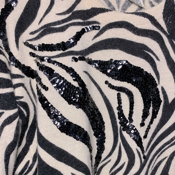 Vintage zebra pattern sequin wool/angora sweater size S - Picture 4 of 9